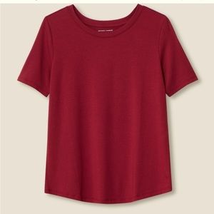 NWT Universal Standard Rex Tee (red)